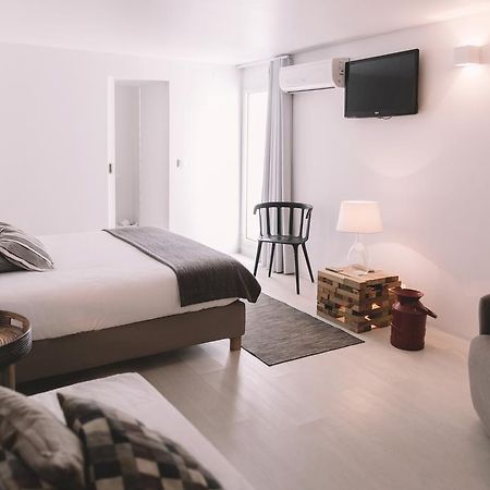Santa Bica Eat Drink & Sleep Bed & Breakfast Lisbon Exterior photo
