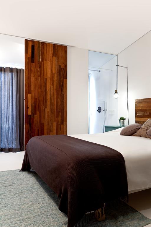 Santa Bica Eat Drink & Sleep Bed & Breakfast Lisbon Room photo