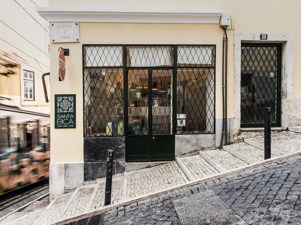 Santa Bica Eat Drink & Sleep Bed & Breakfast Lisbon Exterior photo