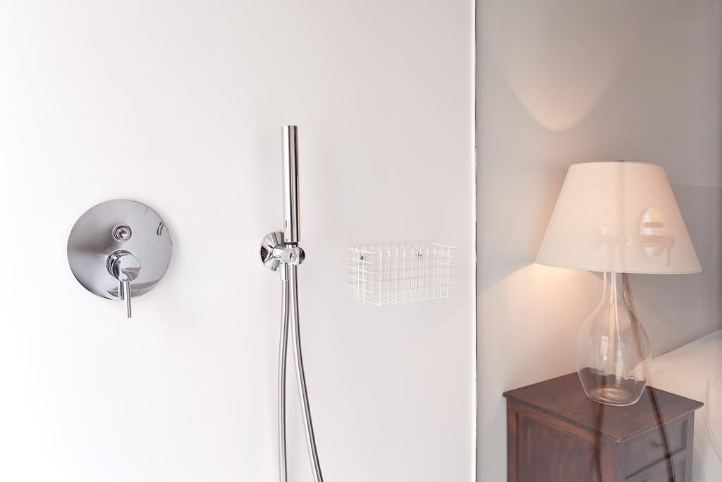 Santa Bica Eat Drink & Sleep Bed & Breakfast Lisbon Room photo