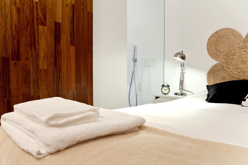 Santa Bica Eat Drink & Sleep Bed & Breakfast Lisbon Room photo