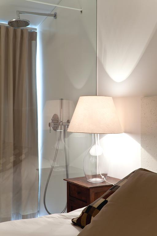 Santa Bica Eat Drink & Sleep Bed & Breakfast Lisbon Room photo