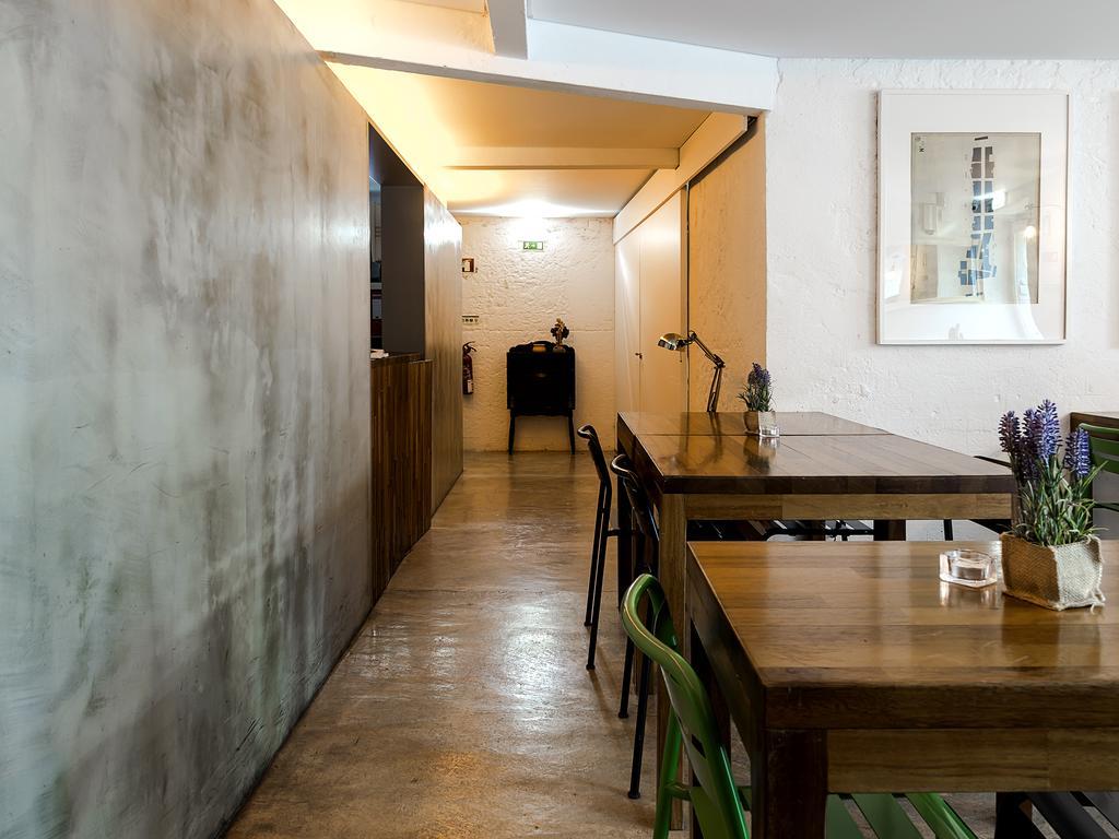 Santa Bica Eat Drink & Sleep Bed & Breakfast Lisbon Exterior photo