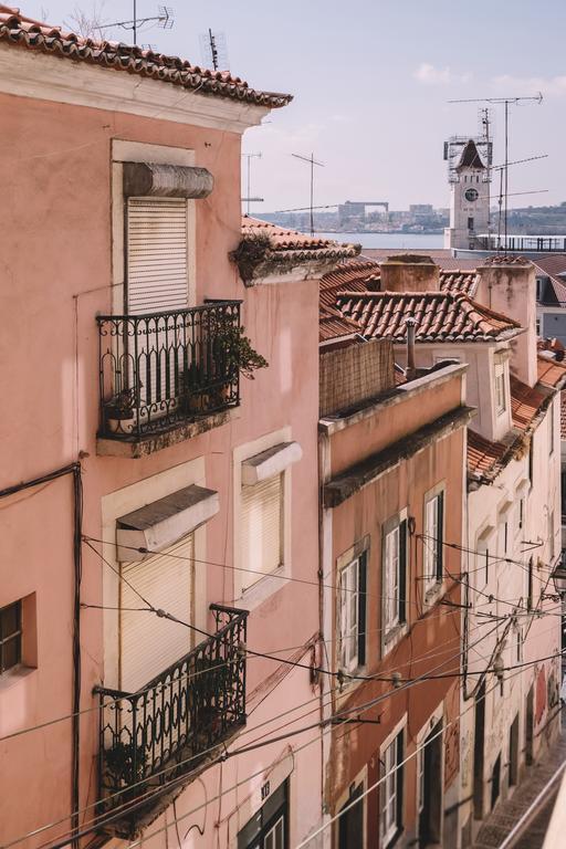 Santa Bica Eat Drink & Sleep Bed & Breakfast Lisbon Exterior photo